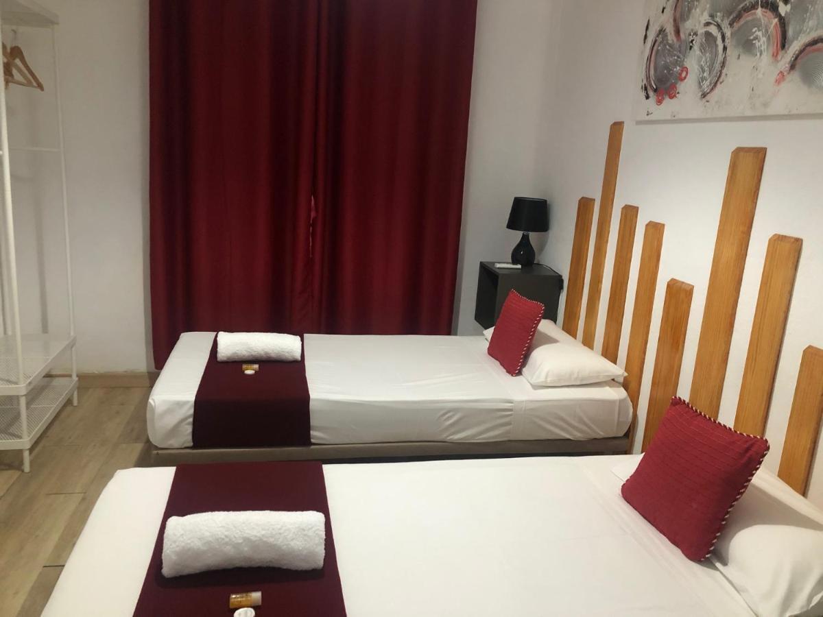 Casa Lemus Hotel Madrid Luaran gambar